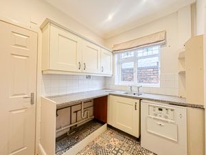 Photo 10- click for photo gallery